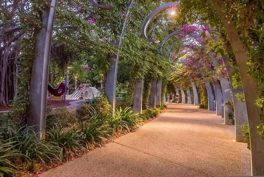 Cozy 1Bed Studio In South Brisbane Next To Station דירה